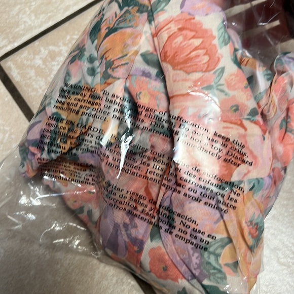 NWT floral dress revolve show P.O. SOLD - Picture 2 of 5